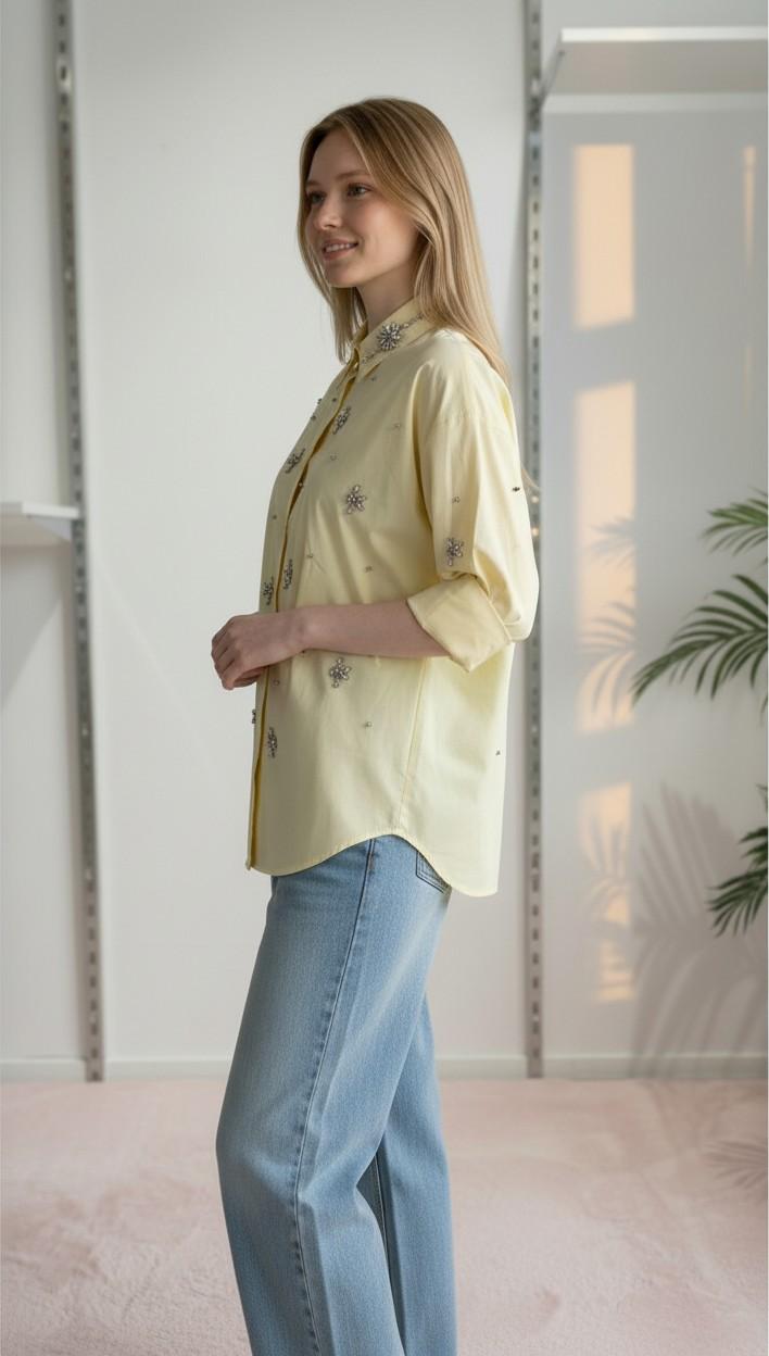 Camicia Donna in Cotone Manica Lunga Over Fit con Applicazione di Pietre R49/102958 GIALLO EXTASY 