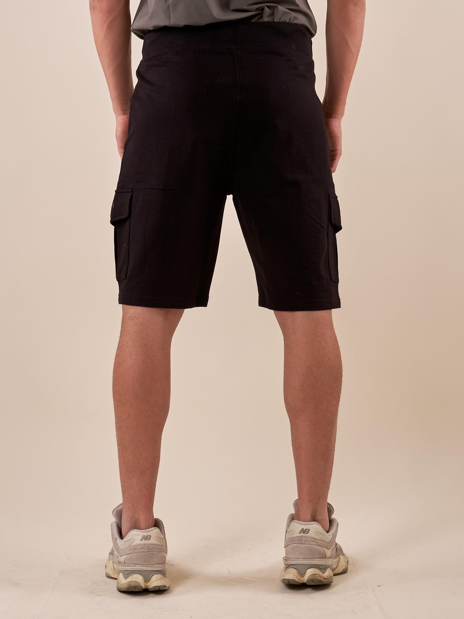 Bermuda Uomo in felpa con tascone laterale. DM9206 NERO DATCH 