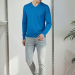 Maglia Uomo 100% Cotone Scollo a V a Manica Lunga  Eleganza Essenziale e Comfort Naturale CON3701900 BLU CAPRI CONSENSO 