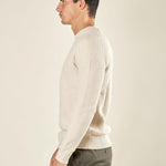 Maglia Uomo Invernale in Morbido Tessuto con Mezzo Collo Rigato. Eleganza e Comfort in un Solo Capo. DM9572 PANNA DATCH 