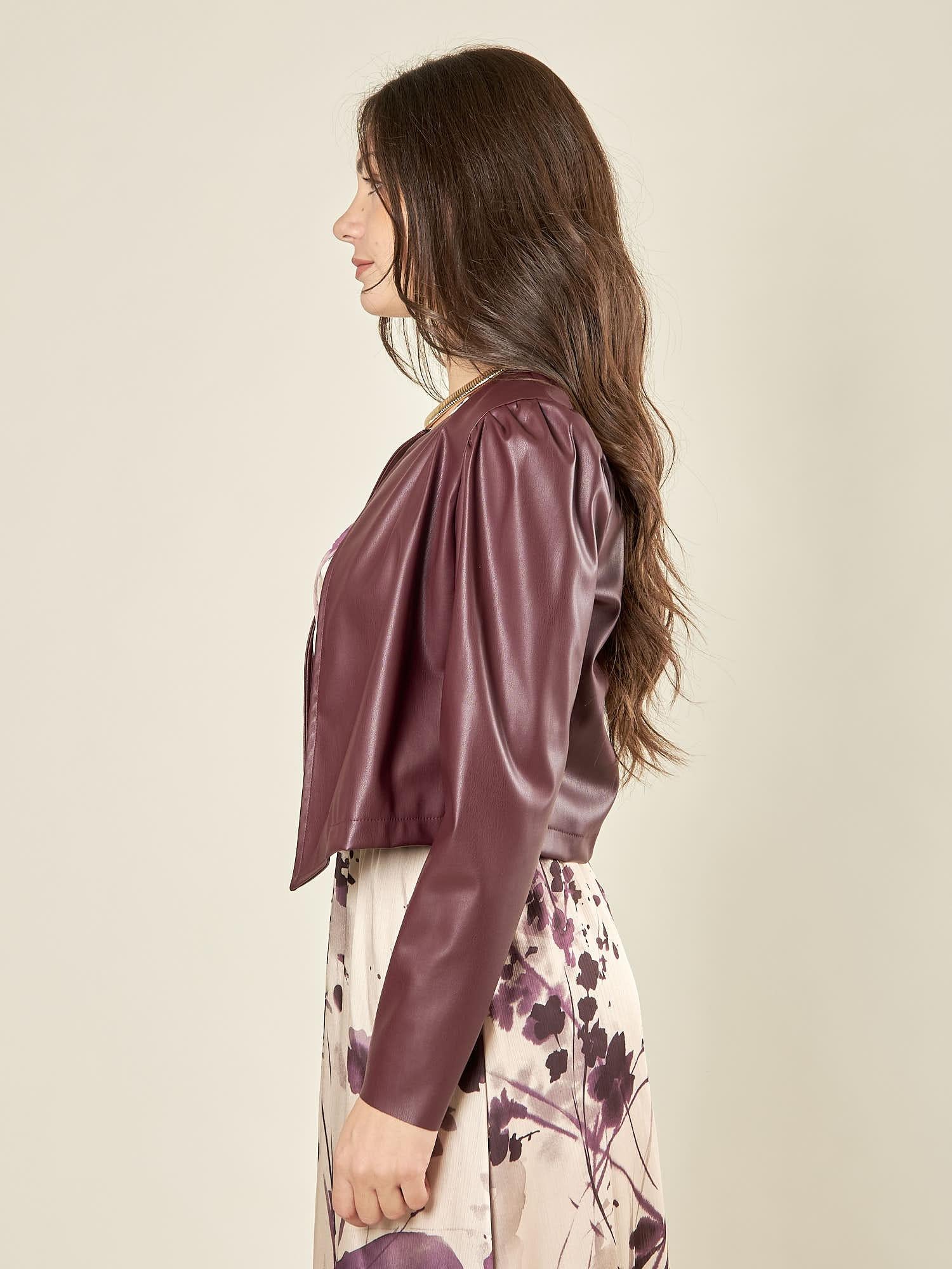 Giacca donna corta in ecopelle. GI003626 BORDEAUX ARTIGLI 