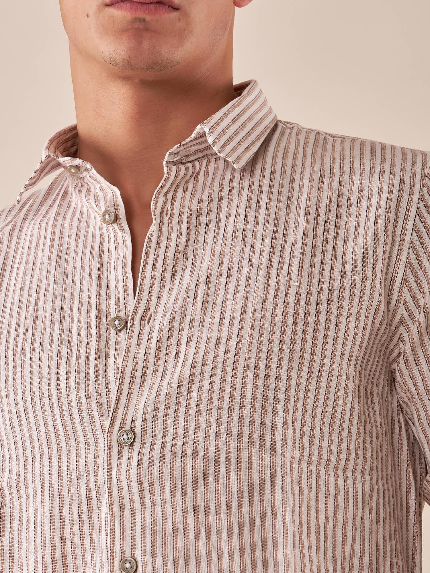 Camicia Uomo in misto lino a righe manica lunga. CE1265H FANGO HAMAKI-HO 