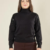 Maglia donna manica lunga con collo alto e applicazioni strass. Eleganza brillante e comfort quotidiano. MA002800 NERO ARTIGLI 