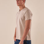T-shirt Uomo in cotone 100% con colletto serafino. BAM5455 DESERT STONE BACI & ABBRACCI 