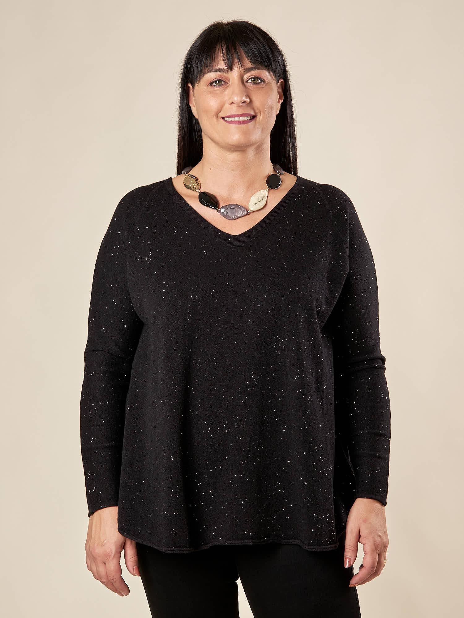 Maglia Donna Curvy in Viscosa  Scollo a V, Manica Raglan e Micro Paillettes Tono su Tono. F768YBFAZ23804 NERO Lizalù 