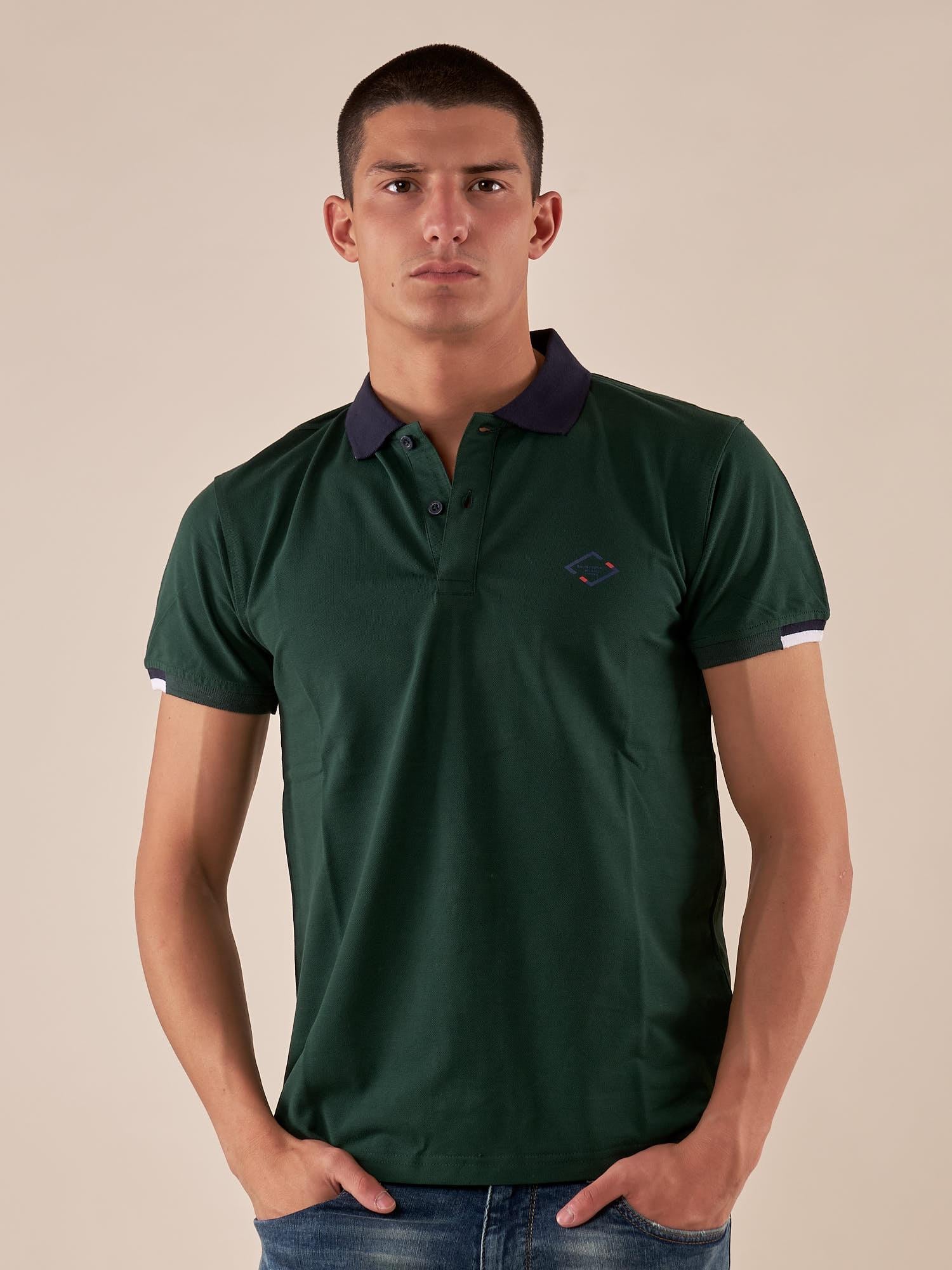 Polo da Uomo in 100% Cotone Piquet con Colletto e Polsini a Contrasto. BAM5431 HUNTER GREEN BACI & ABBRACCI 