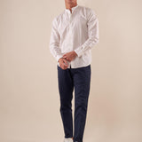 Camicia da uomo in lino e cotone a manica lunga con collo alla coreana. M49069 BIANCO GUY 