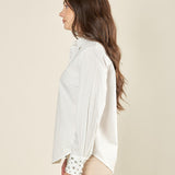 Camicia donna in cotone con pietre sui polsi. Manica lunga, bottoni tono su tono. CA003361 PANNA ARTIGLI 