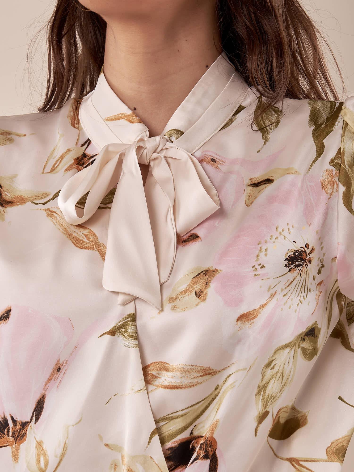 Blusa incrocio fantasia manica lunga donna. BL002450 AVORIO/ROSA ARTIGLI 