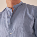Camicia da uomo in lino e cotone a manica lunga con collo alla coreana. M49069 CIELO GUY 
