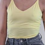 Top Donna a Spallina Stretta Corto Effetto Second Skin. V7333B GIALLO VINCE OTTO 