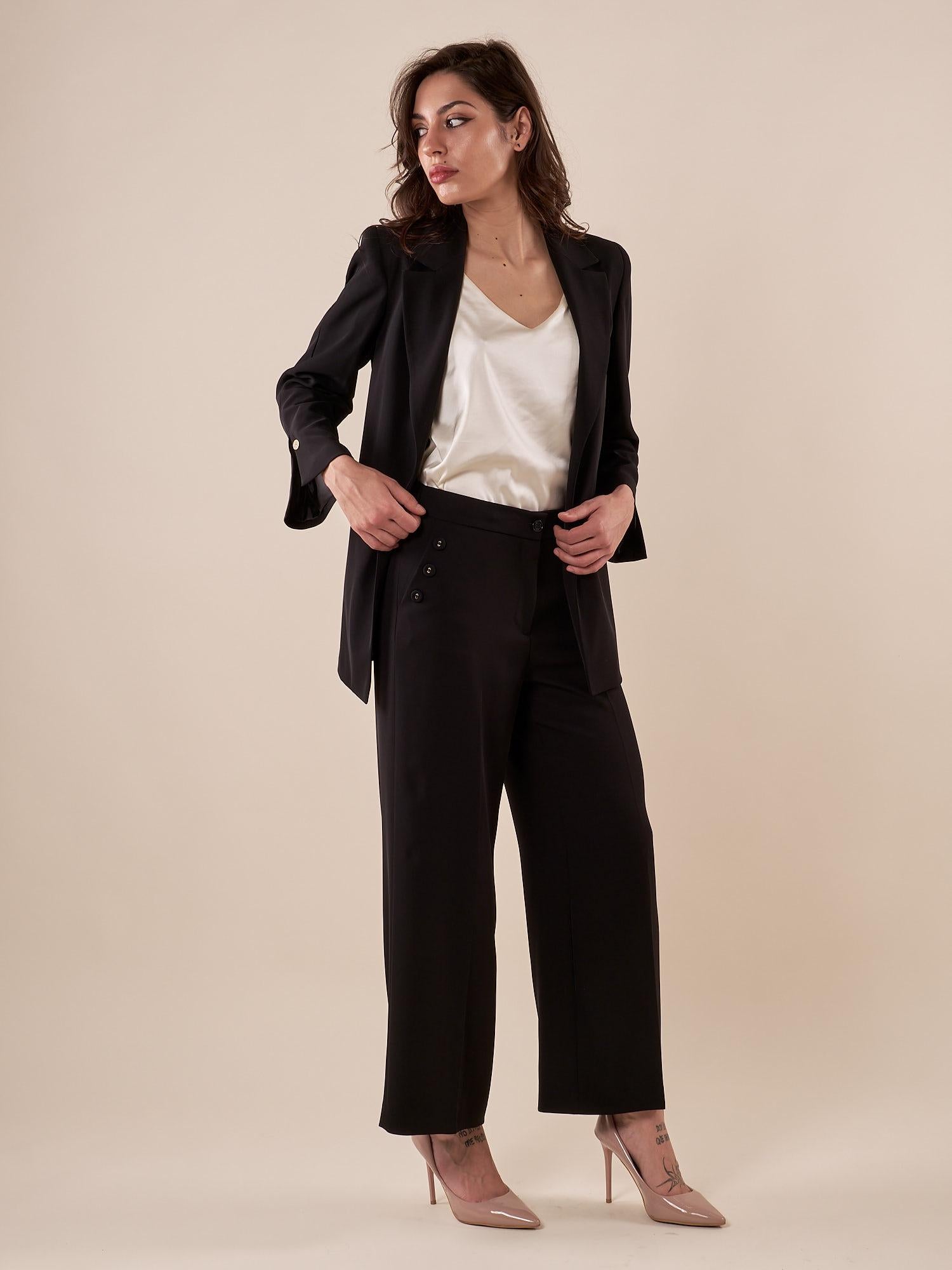 Giacca Donna blazer sfoderata elegante con dettagli raffinati. ROMI/3866 NERO ROMIHO 