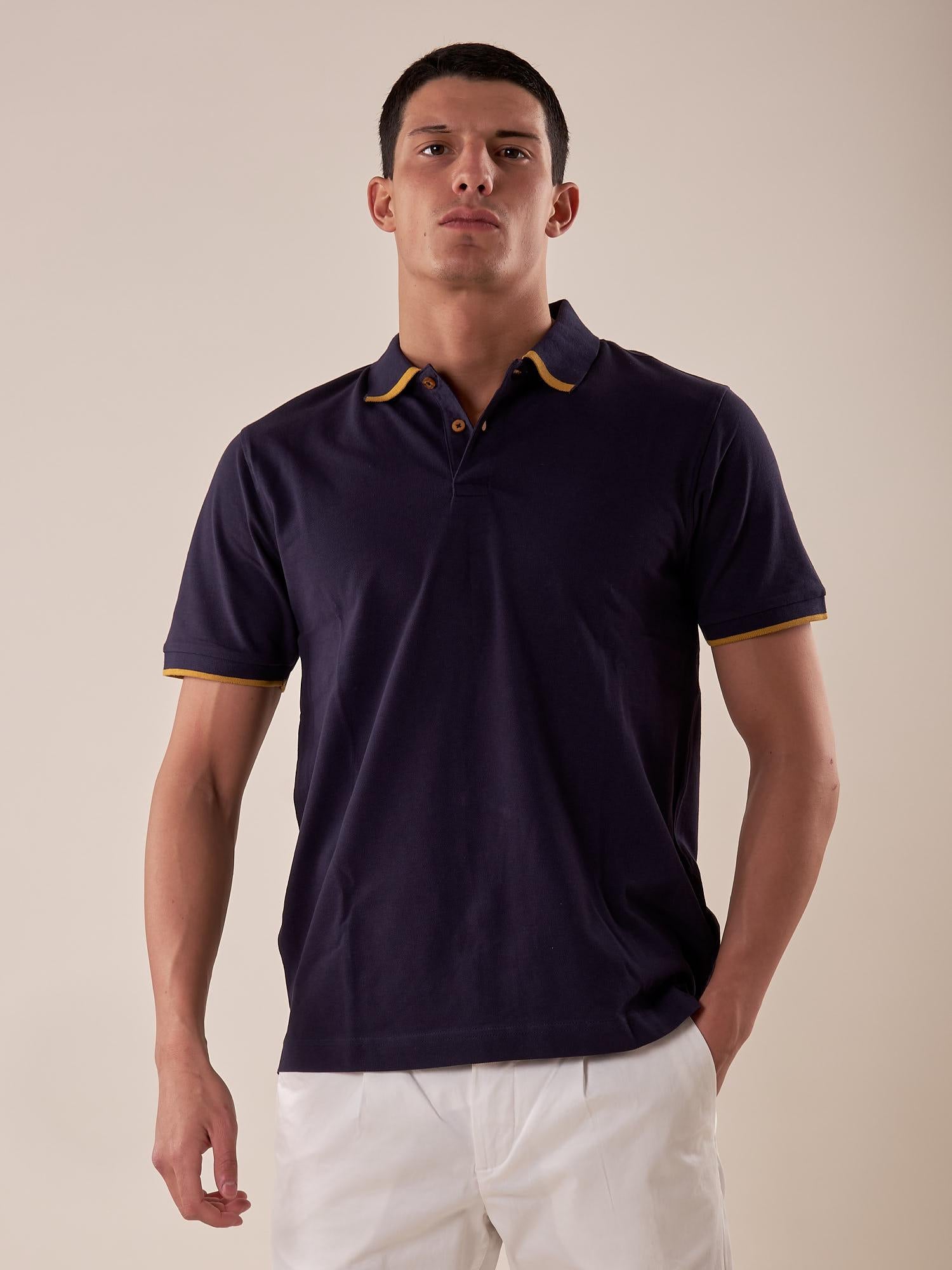 Polo manica corta con riga collo a contrasto uomo. PE123H BLU HAMAKI-HO 