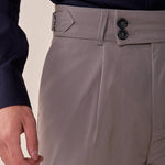 Pantalone doppio bottone tasca america con fibbie laterali uomo. GPE511 GRIGIO BLACKSUNDAY 