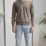 Maglia Uomo 100% Cotone Scollo a V a Manica Lunga  Eleganza Essenziale e Comfort Naturale CON3701900 NOCCIOLA CONSENSO Uomo 