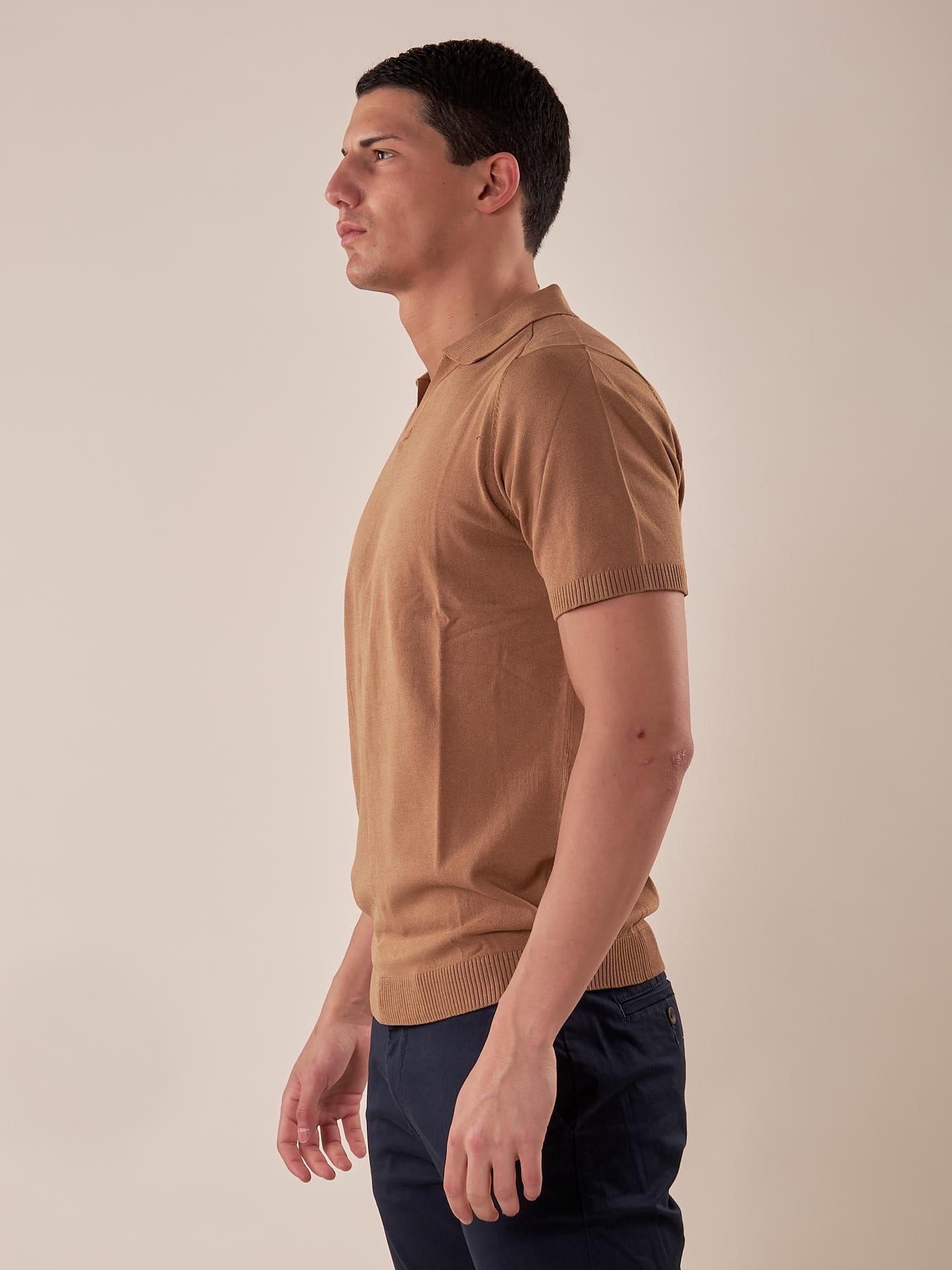 Polo manica corta collo derby viscosa tessuto crepe finezza 12 uomo. CON2152125 BISCOTTO CONSENSO 