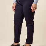 Pantalone Donna Curvy in Punto Milano  Vestibilità a Sigaretta, Tasche a Filetto, Lunghezza alla Caviglia. F708YBFAGGIA BLU Lizalù 