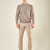 Maglia Uomo Invernale in Morbido Tessuto con Mezzo Collo Rigato. Eleganza e Comfort in un Solo Capo. DM9572 TORTORA DATCH 