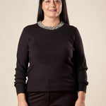 Maglia Donna Curvy Girocollo  Manica Lunga in Viscosa con Dettagli Gioiello. F897YBFJ7513 NERO Lizalù 