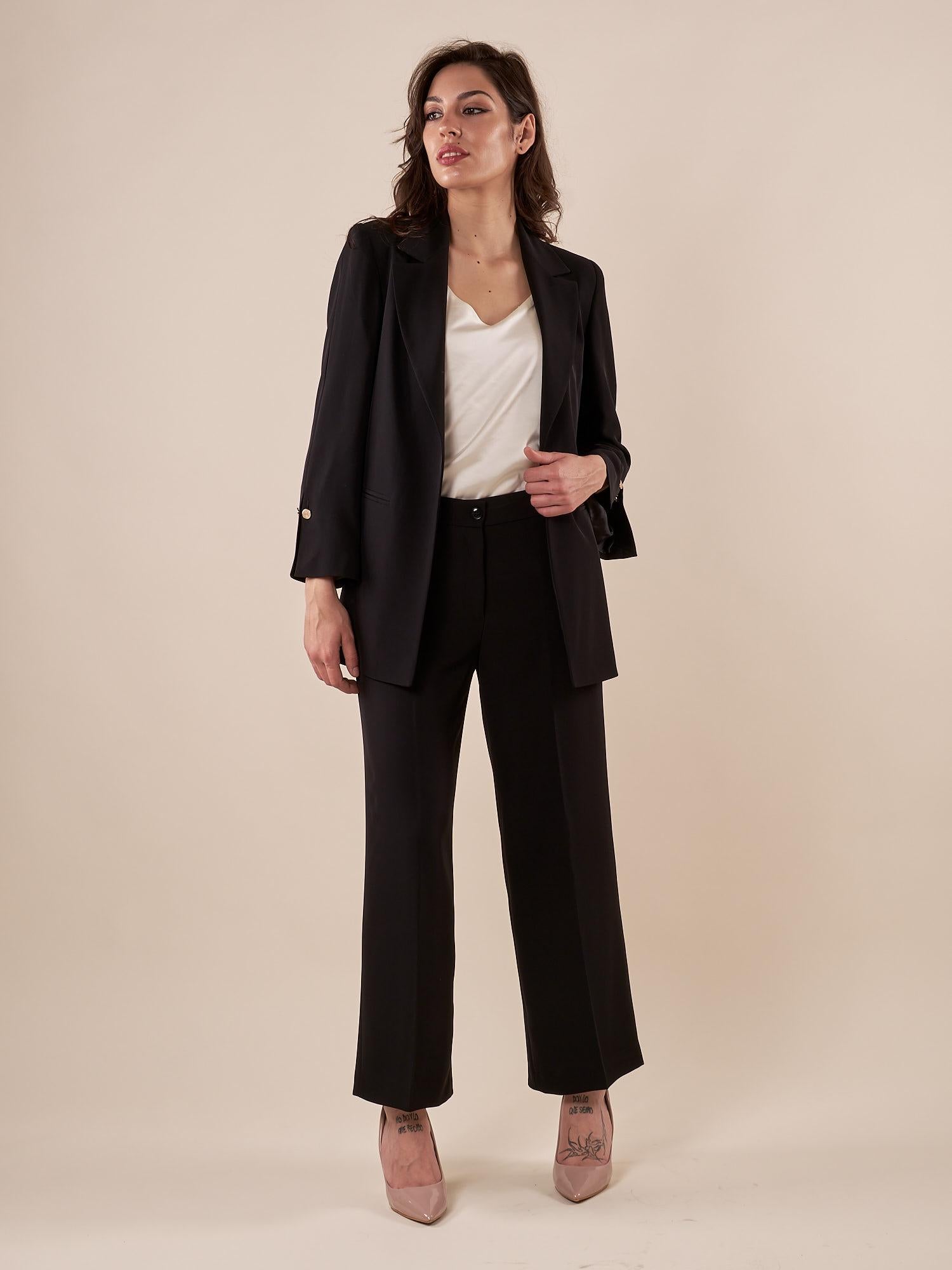 Giacca Donna blazer sfoderata elegante con dettagli raffinati. ROMI/3866 NERO ROMIHO 