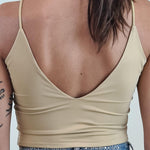 Top Donna a Spallina Stretta Corto Effetto Second Skin. V7333B BEIGE VINCE OTTO 