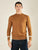 Maglia da uomo girocollo manica lunga in tessuto misto viscosa. Stile moderno e comfort quotidiano.