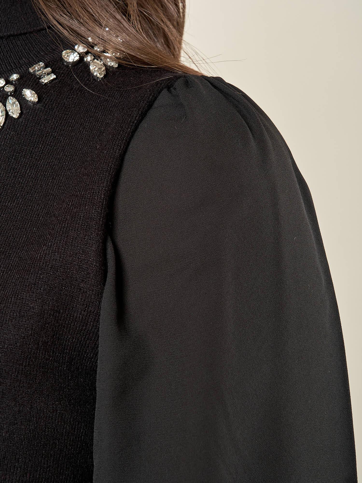 Maglia donna collo alto con pietre e maniche in georgette. MA003091 NERO ARTIGLI 