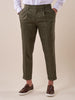 Pantalone rigato una  pince tapered fit tasche doppio filetto.