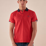 Polo da Uomo in 100% Cotone Piquet con Colletto e Polsini a Contrasto. BAM5431 BRIGHT RED BACI & ABBRACCI Uomo 