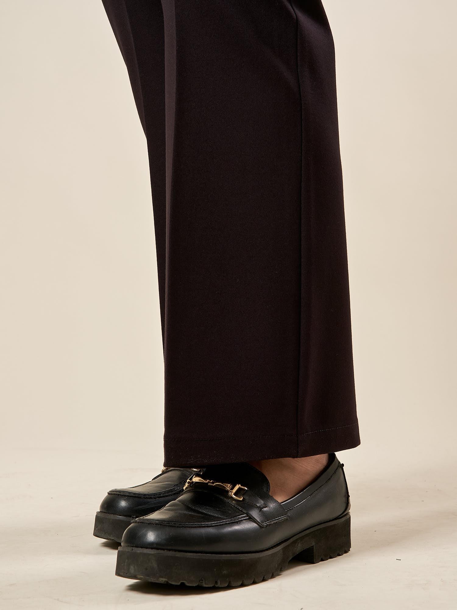 Pantalone Donna Curvy in Punto Milano  Modello Zampetta alla Caviglia con Tasca America. F646YBFFABIA NERO Lizalù 