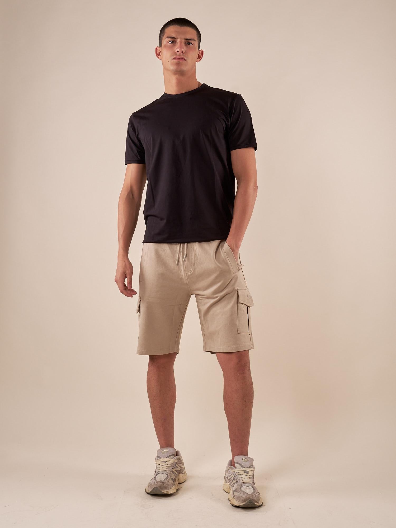 T-Shirt Uomo manica corta in tessuto tecnico traspirante ideale per sport e attività outdoor. M48952 NERO SUPERIOR VINTAGE 
