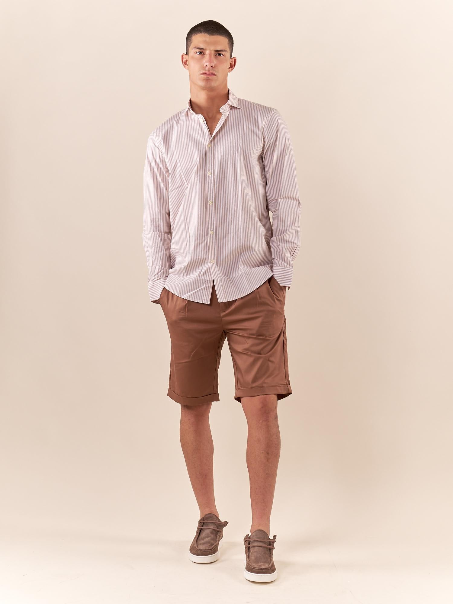 Camicia da uomo a righe in cotone elasticizzato manica lunga vestibilità regular con riprese sul retro. CE1270H BEIGE HAMAKI-HO 