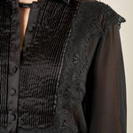 Camicia donna in voile con dettagli in raso e pizzo. Eleganza romantica e stile raffinato. CA003137 NERO ARTIGLI 