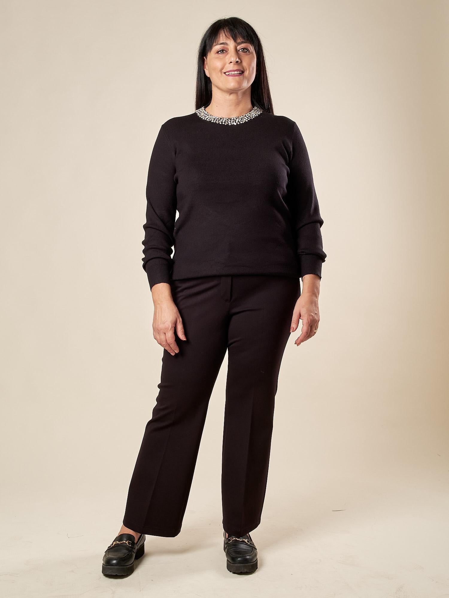 Maglia Donna Curvy Girocollo  Manica Lunga in Viscosa con Dettagli Gioiello. F897YBFJ7513 NERO Lizalù 