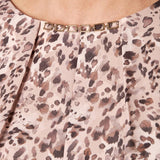 Blusa Donna Curvy Girocollo  Fantasia Animalier con Dettaglio Collana e Pience Comfort. F708YBFSAMU NERO Lizalù 