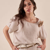 Maglia Donna a righe con maniche corte e bottoni decorativi e spilla. PG357M/EC BEIGE EXTASY 