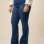 Jeans Donna Curvy a Zampa Elasticizzato Push-Up  Cinque Tasche | Slancia, Modella, Valorizza. F883YBFLZ1071 JEANS Lizalù 