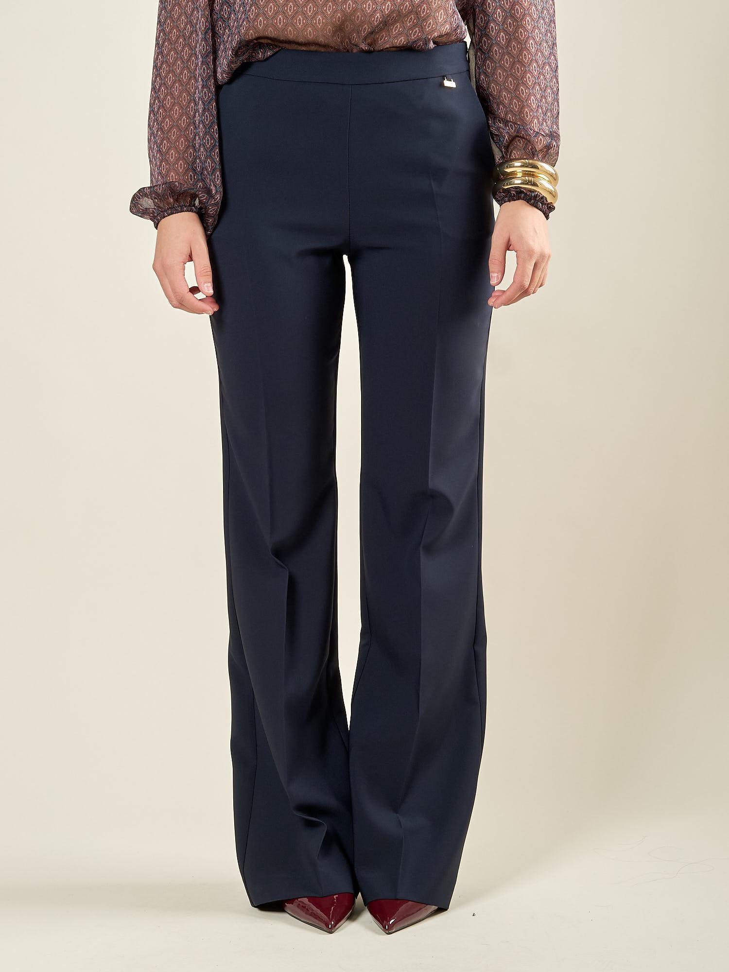 Pantalone palazzo donna con zip laterale.  Linea pulita ed eleganza essenziale. PA003034 BLU ARTIGLI 