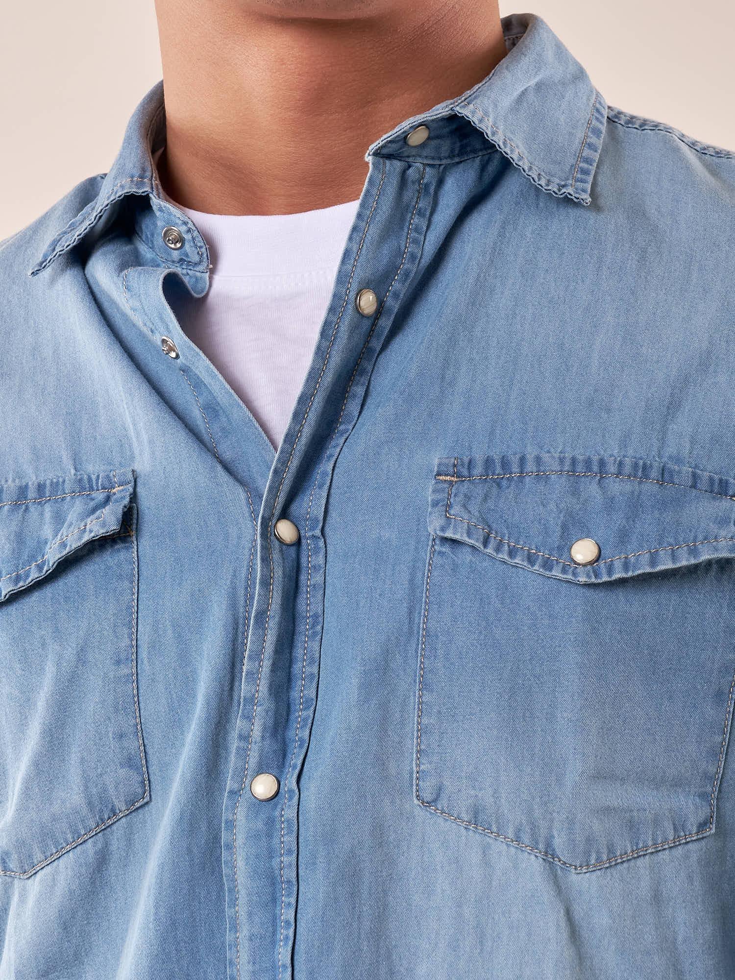 Camicia jeans manica lunga bottone a pressione con tasche uomo. M48667 DENIM SUPERIOR VINTAGE Uomo 