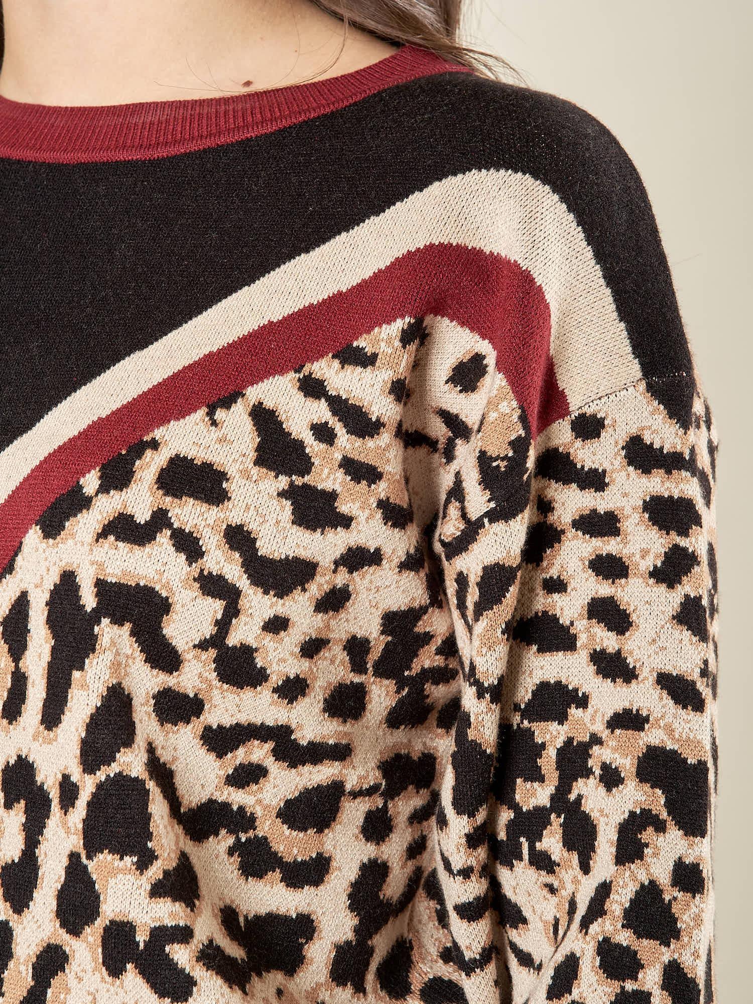 Maglia donna stampa animalier. MA003123 AVO/BORD/NERO ARTIGLI 