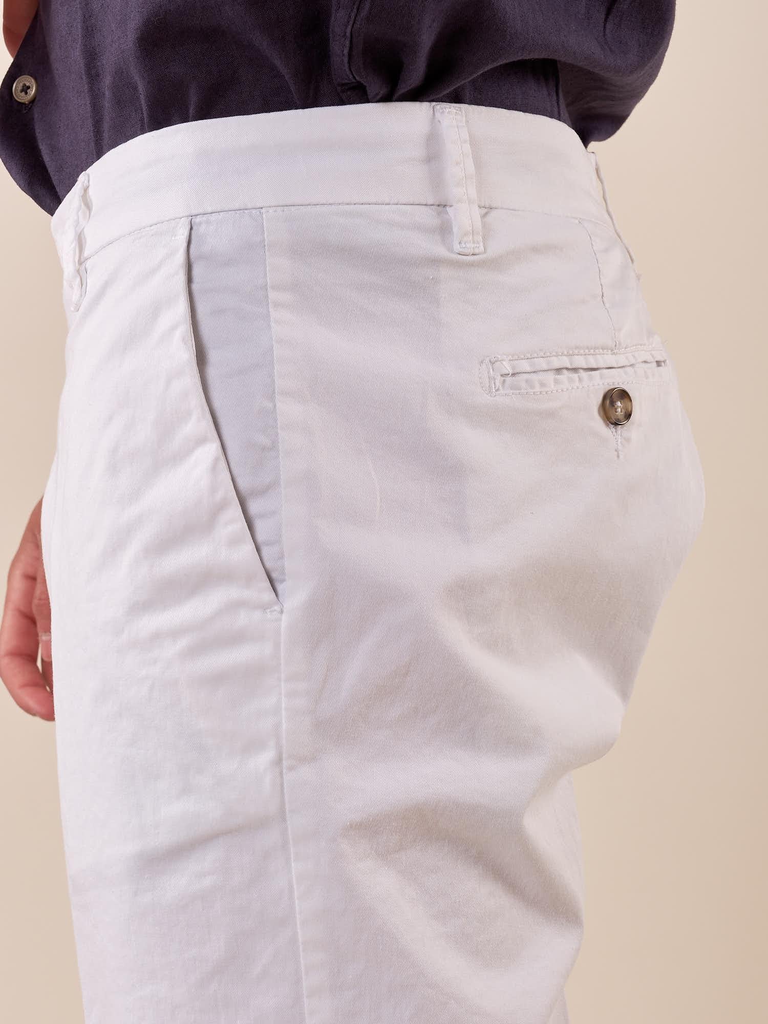 Pantalone Uomo Capri Slim in Cotone Elasticizzato con Tasche allAmericana GPE500 BIANCO BLACKSUNDAY 