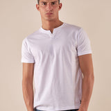 T-shirt Uomo in cotone 100% con colletto serafino. BAM5455 BIANCO BACI & ABBRACCI 