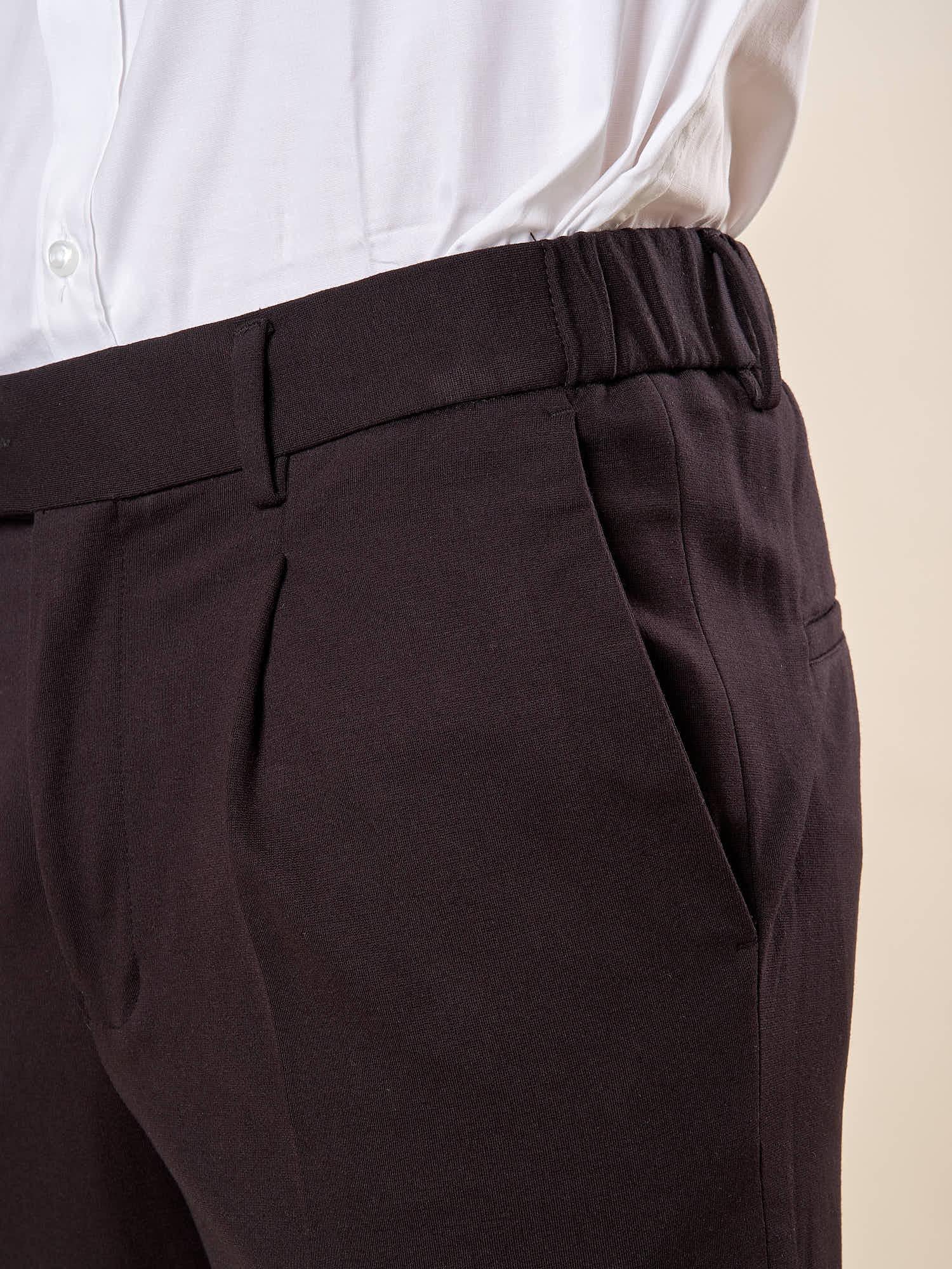 Pantalone da Uomo in Tessuto Punto Milano Pinces, Tasche allAmericana ed Elastico Dietro per Comfort e Stile. PSI1800H NERO HAMAKI-HO 