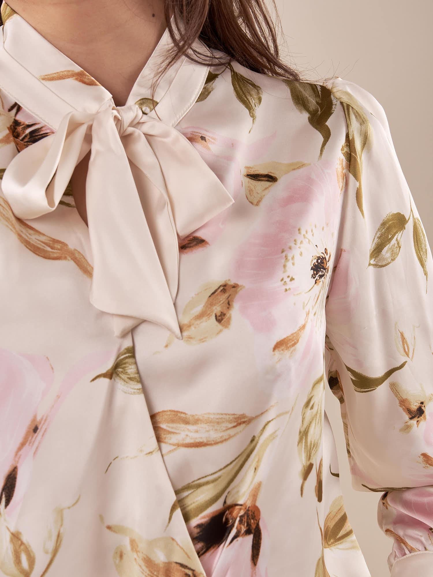 Blusa incrocio fantasia manica lunga donna. BL002450 AVORIO/ROSA ARTIGLI 