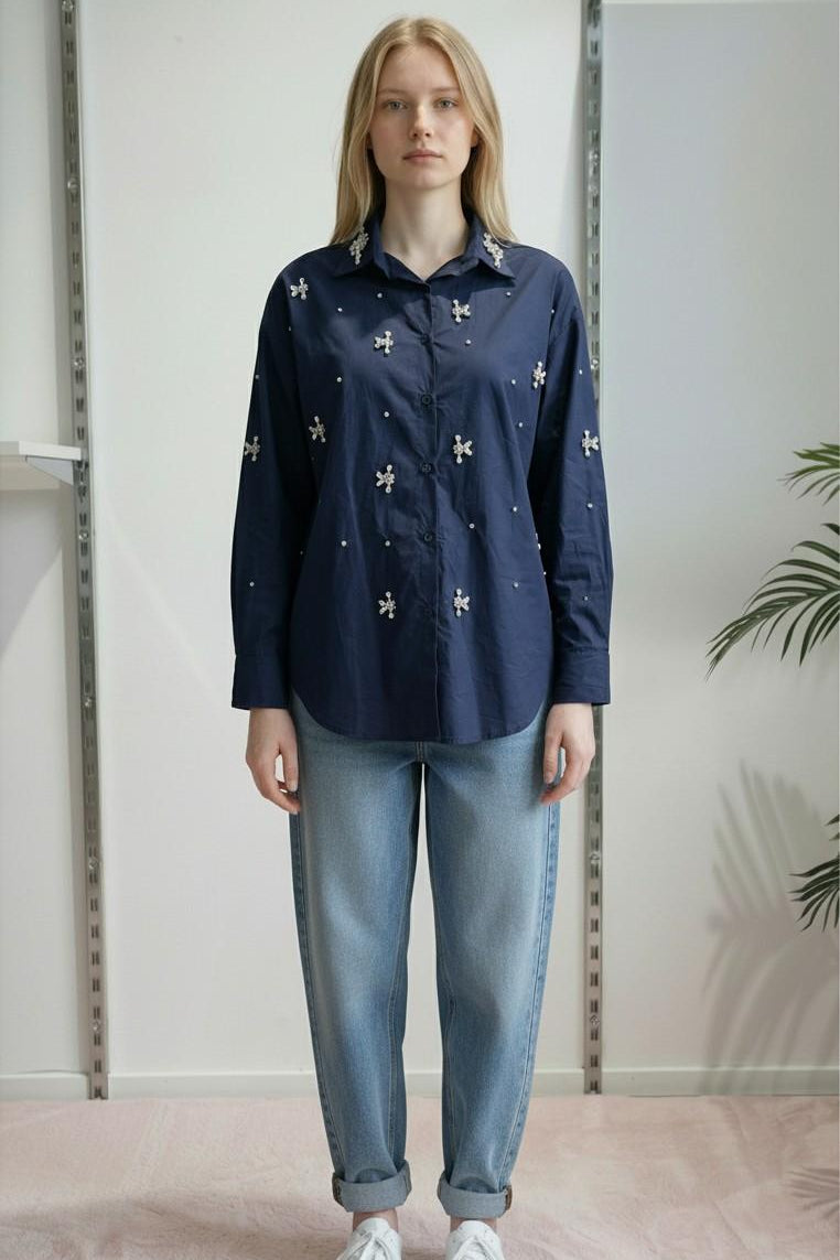 Camicia Donna in Cotone Manica Lunga Over Fit con Applicazione di Pietre R49/102958 BLU EXTASY 
