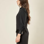 Abito midi donna con abbottonatura frontale e dettagli in raso. Eleganza romantica e stile raffinato. AB003215 NERO ARTIGLI 