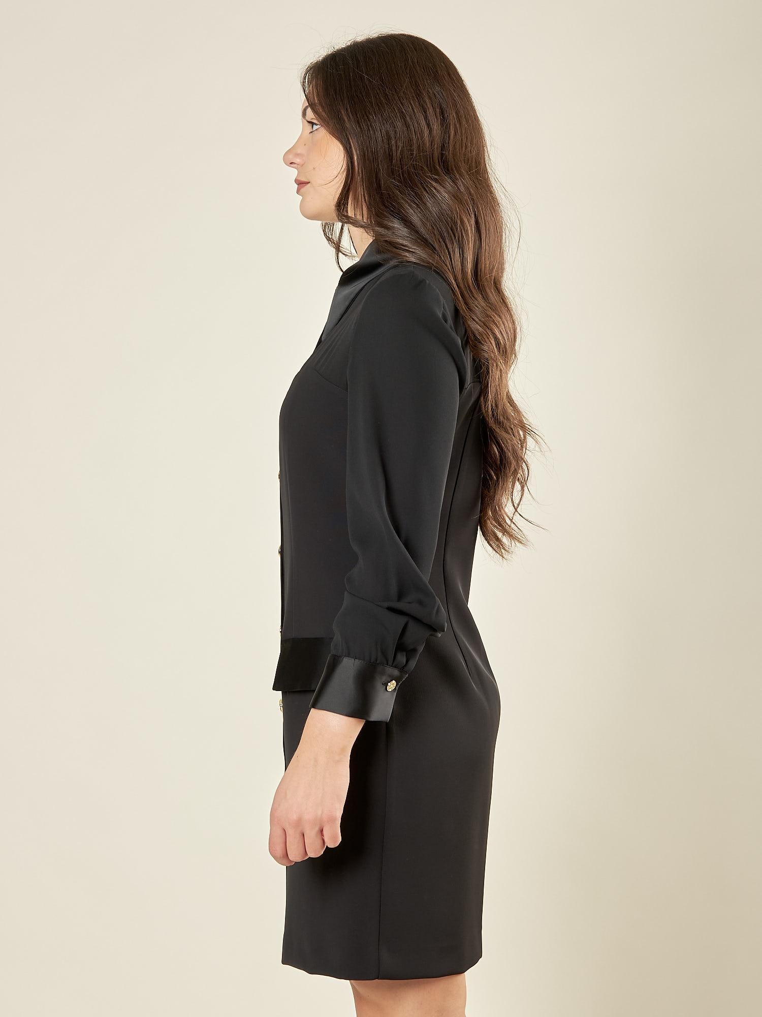 Abito midi donna con abbottonatura frontale e dettagli in raso. Eleganza romantica e stile raffinato. AB003215 NERO ARTIGLI 