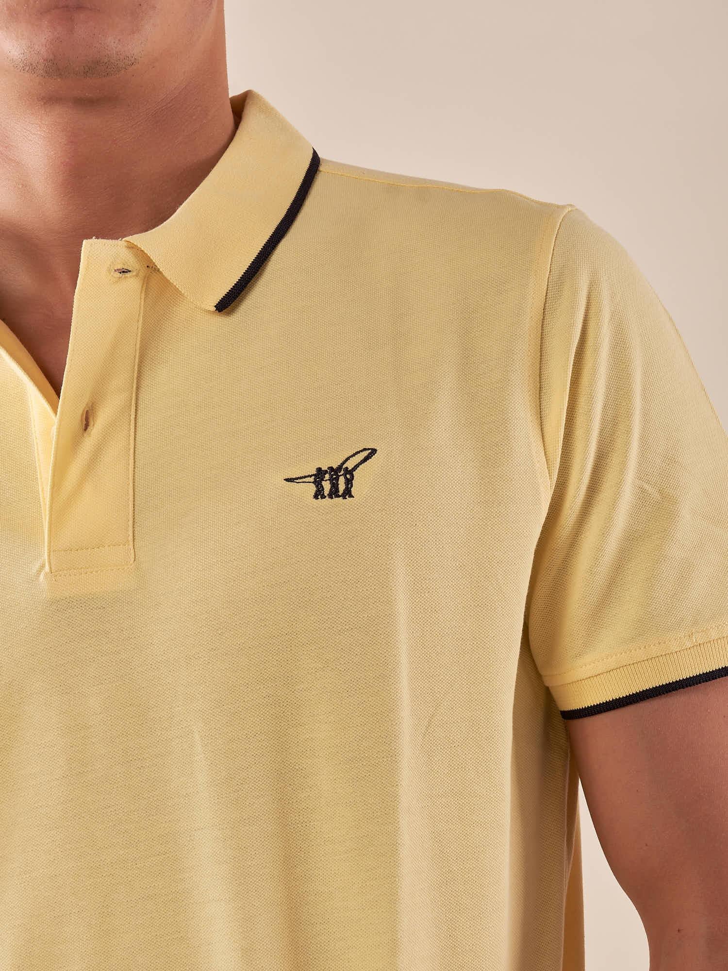 Polo Uomo manica corta in cotone piquet con ricamo. P626122 GIALLO Henry Cotton's 
